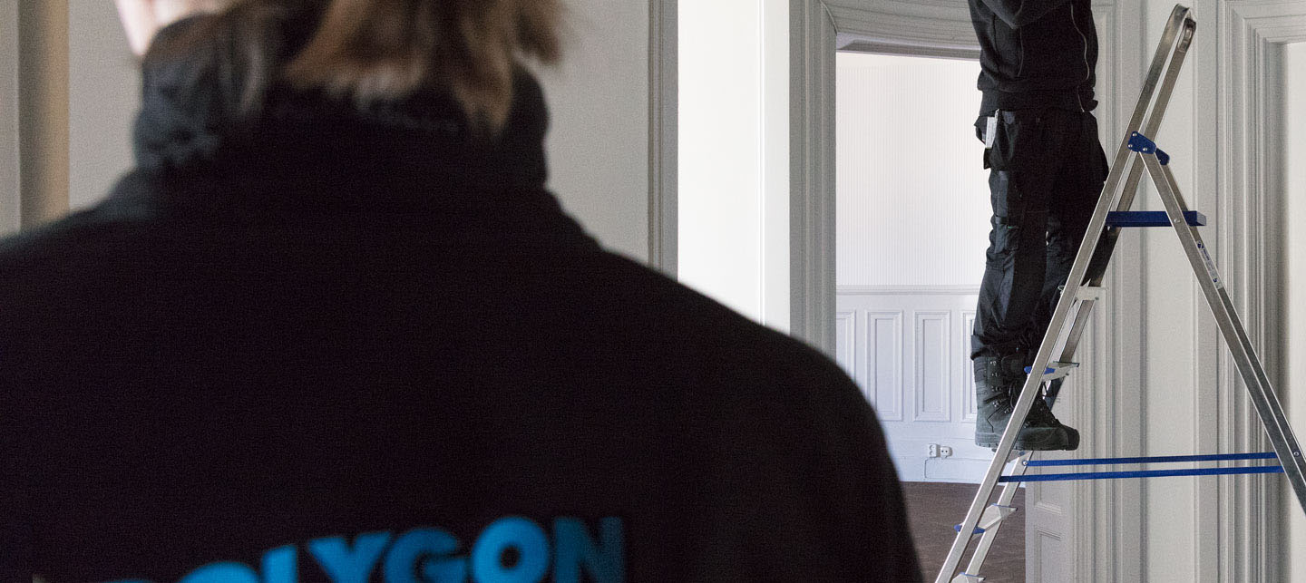 sis&auml;ilma-asiantuntija-Leena_DSR5409s_polygon.jpg